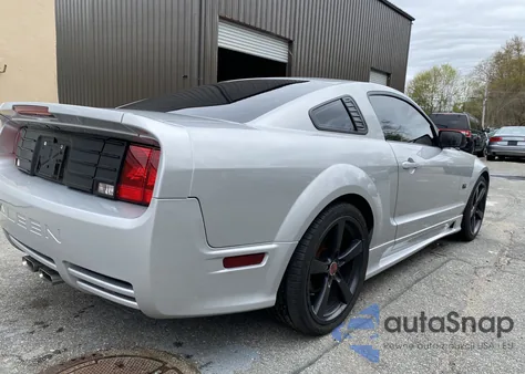 2007 Ford Mustang Gt из США, поврежденный, VIN 1ZVFT82H075200647
